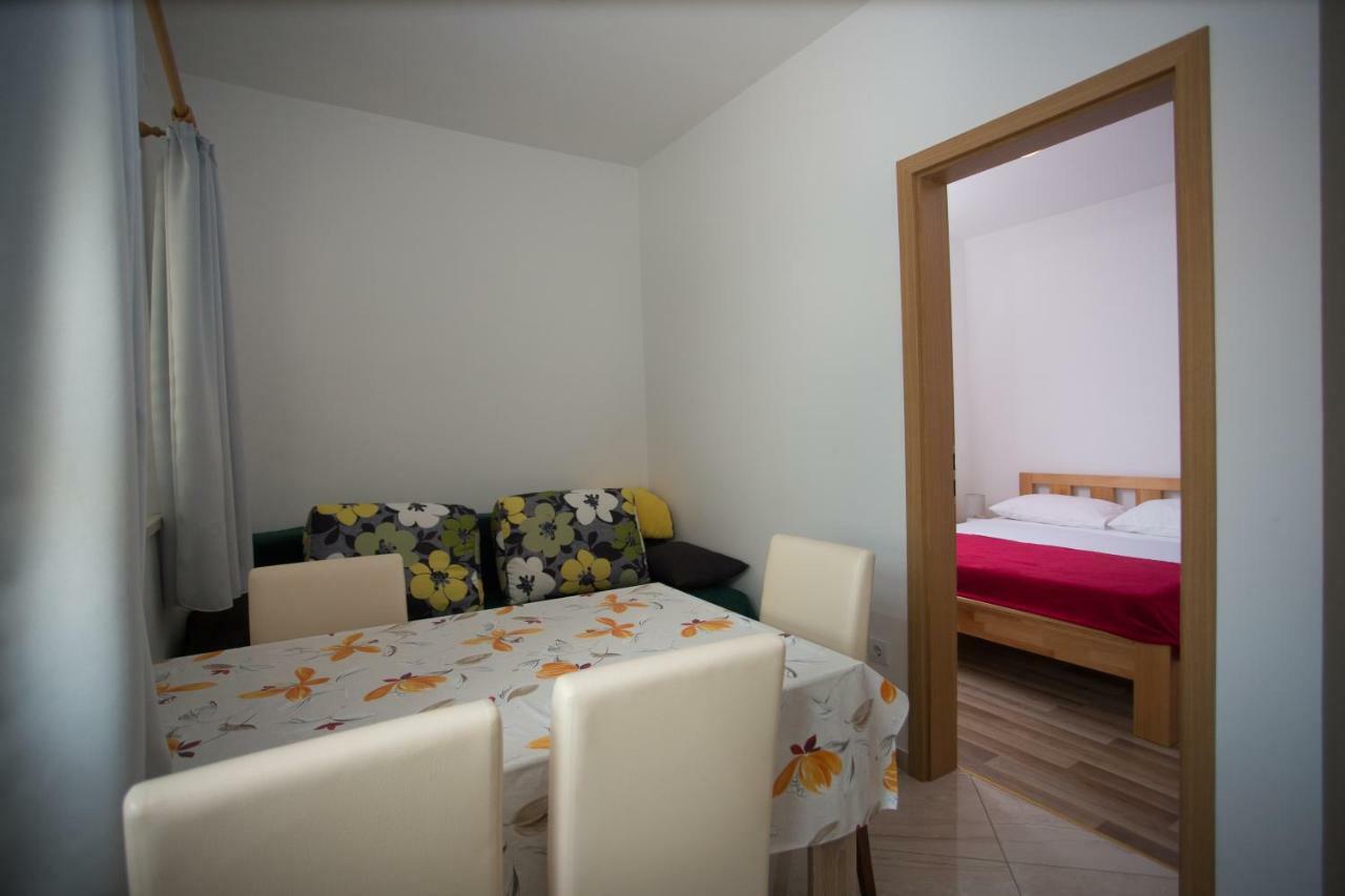 Apartment Ribica คาชเตลา ภายนอก รูปภาพ